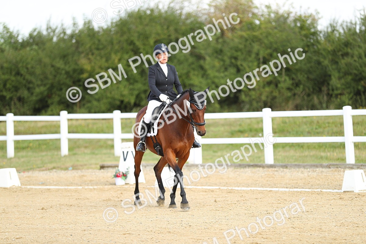 SBM_015470 - Class 14 - Novice 23 - 10.29-11.32