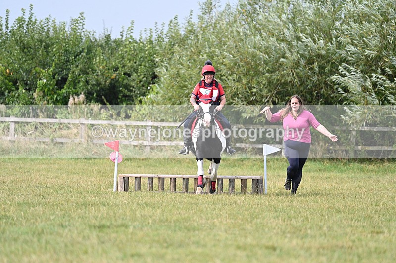 WJ7_6058 - 40cm XC Time 10:57 to 11:30