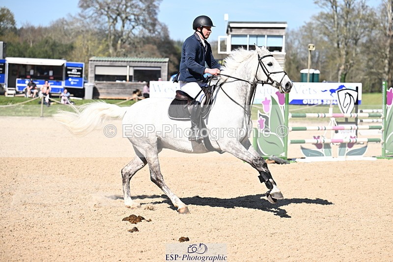 260321A-132302-00755 - 5 Newcomers 1m 10