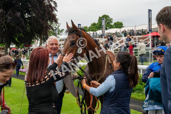 250524-Race 5-Burdett-0468 - Race 5 3.55pm William Hill Epic Boost Handicap