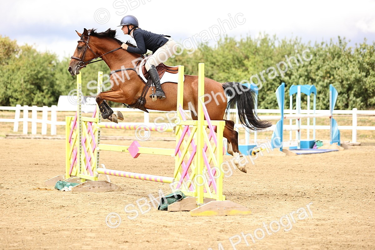 SBM_026849 - Class 13 - Senior Newcomers - 1.10m