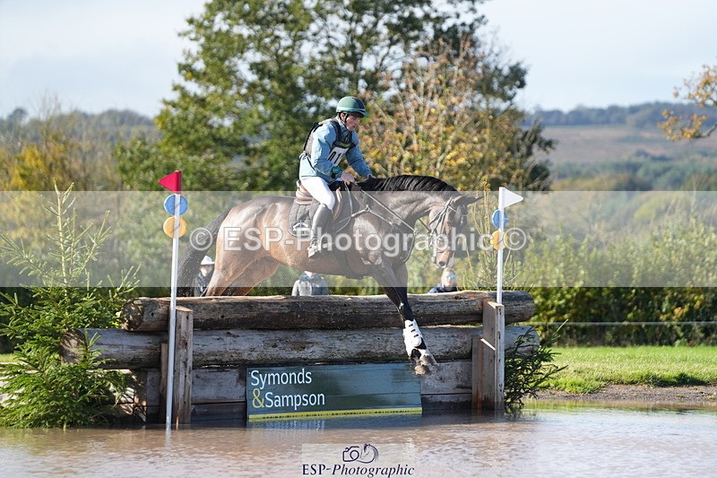 251024A-115117-08504 - B-121-Patrick.Whelan