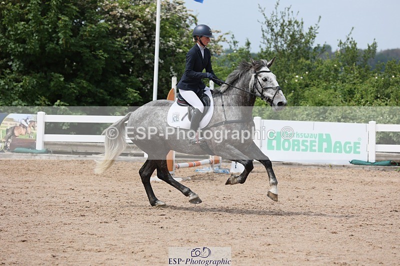 250523-120119-01163 - Cls 09 A&B  Snr Disc & 1.00m Open