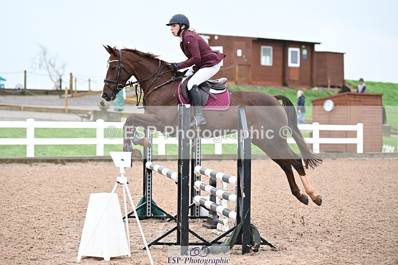 241023A-100737-00329 - Cls 0 Clear Round