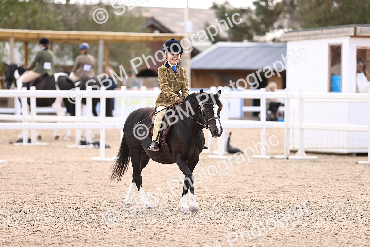SBM_11665 - Class 408 - Grassroots Ridden - Walk & Trot