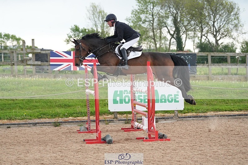 260508-095759-04748 - Cls 12 Snr Foxhunter