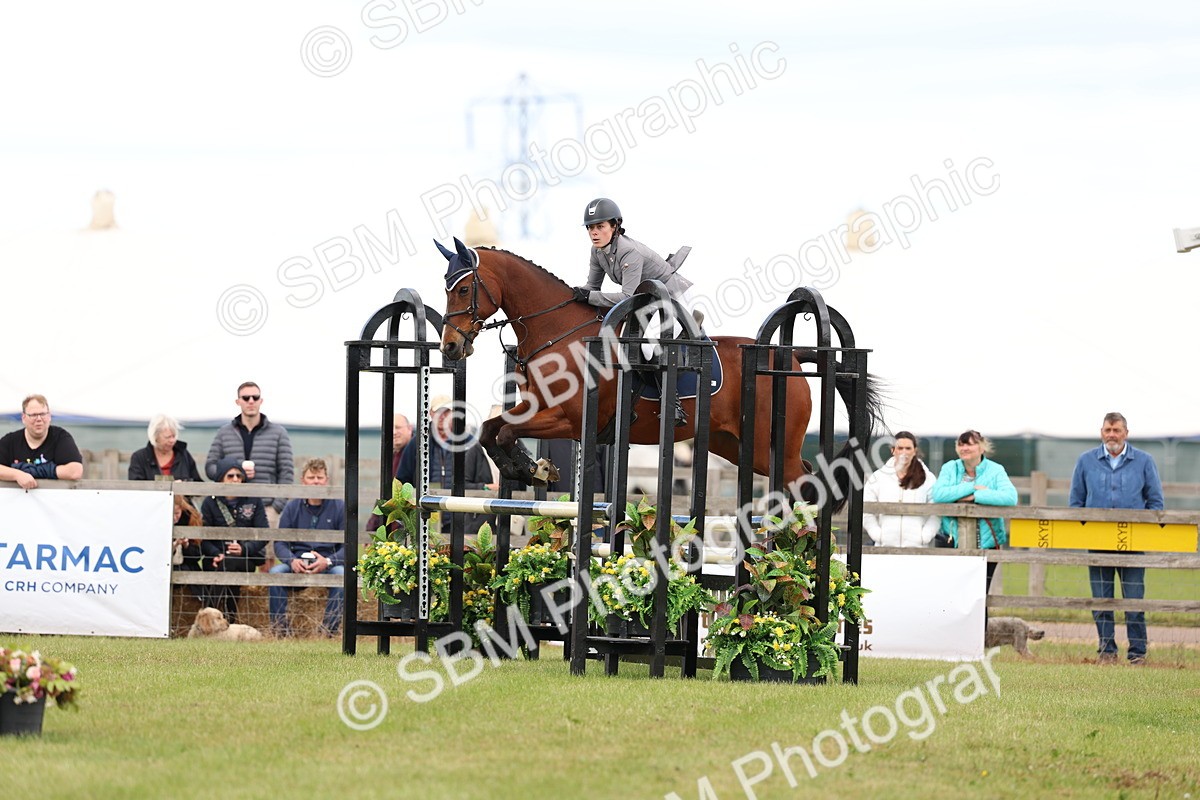 SBM_13785 - Class 206 - Senior Newcomers - 1.10m Open