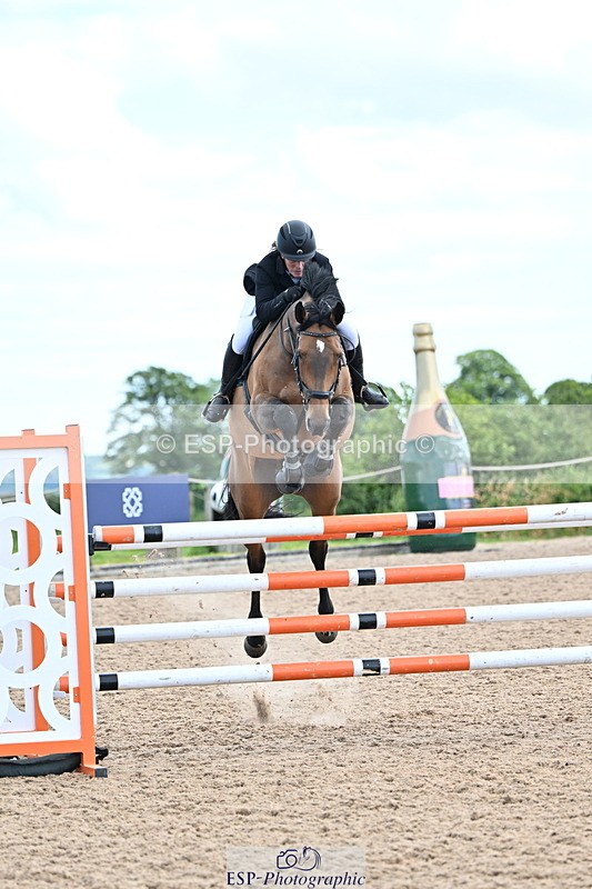 240608A-154140-02926 - Cls 6 National 1.30m Open