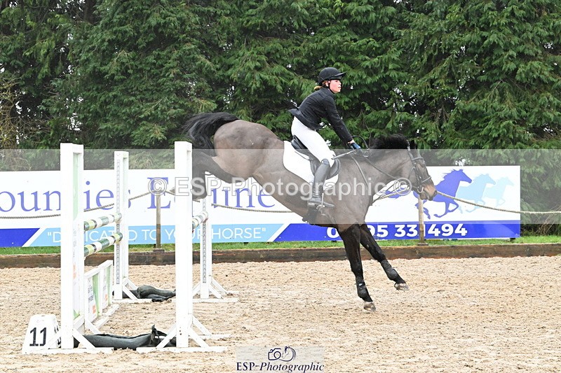 250215A-131620-00939 - Cls 4 Newcomers and 1.10m Open