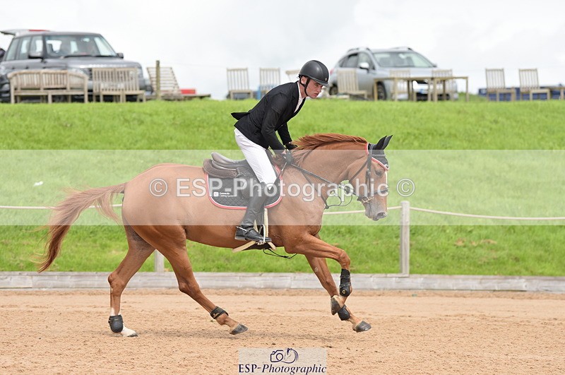 230813A-135102-13301 - Cls 49 Chard Eq 5yr Old Championship