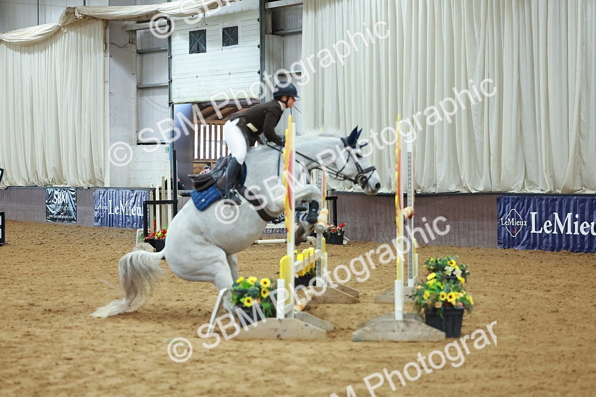 SBM_007277 - Class 19 - Senior Newcomers 1.10m