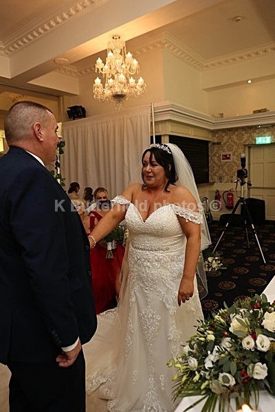 199 - Eric Rooney and Philomena Furey Castle Arch Hotel