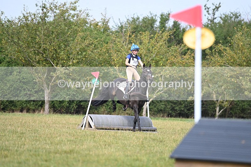WJ6_2504 - 60cm XC Time 14:21 to 14:47