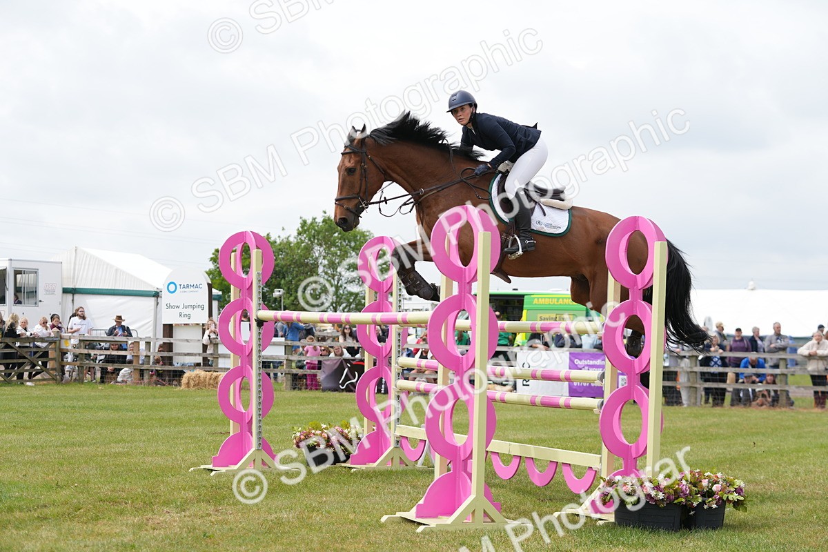 SBM_06564 - Class 202 - National 1.40m Open