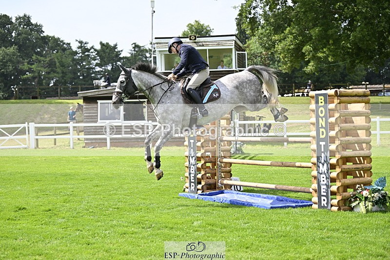 250613A-104937-00593 - Cls 1 Snr Newcomers and 1.10m Open