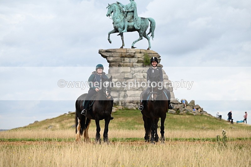 DSC_5137 - Time at Statue 11:10 to 11:42
