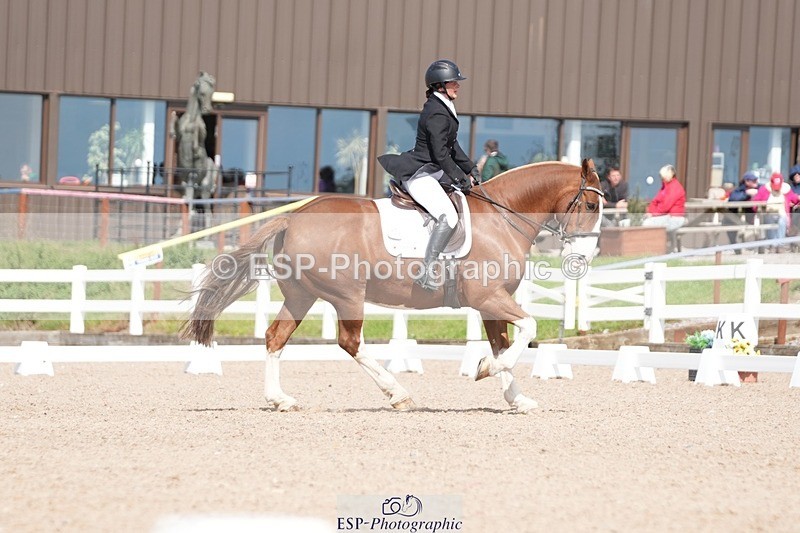 250906-142157-03926 - 069-Kirsty.ClackworthyStitch