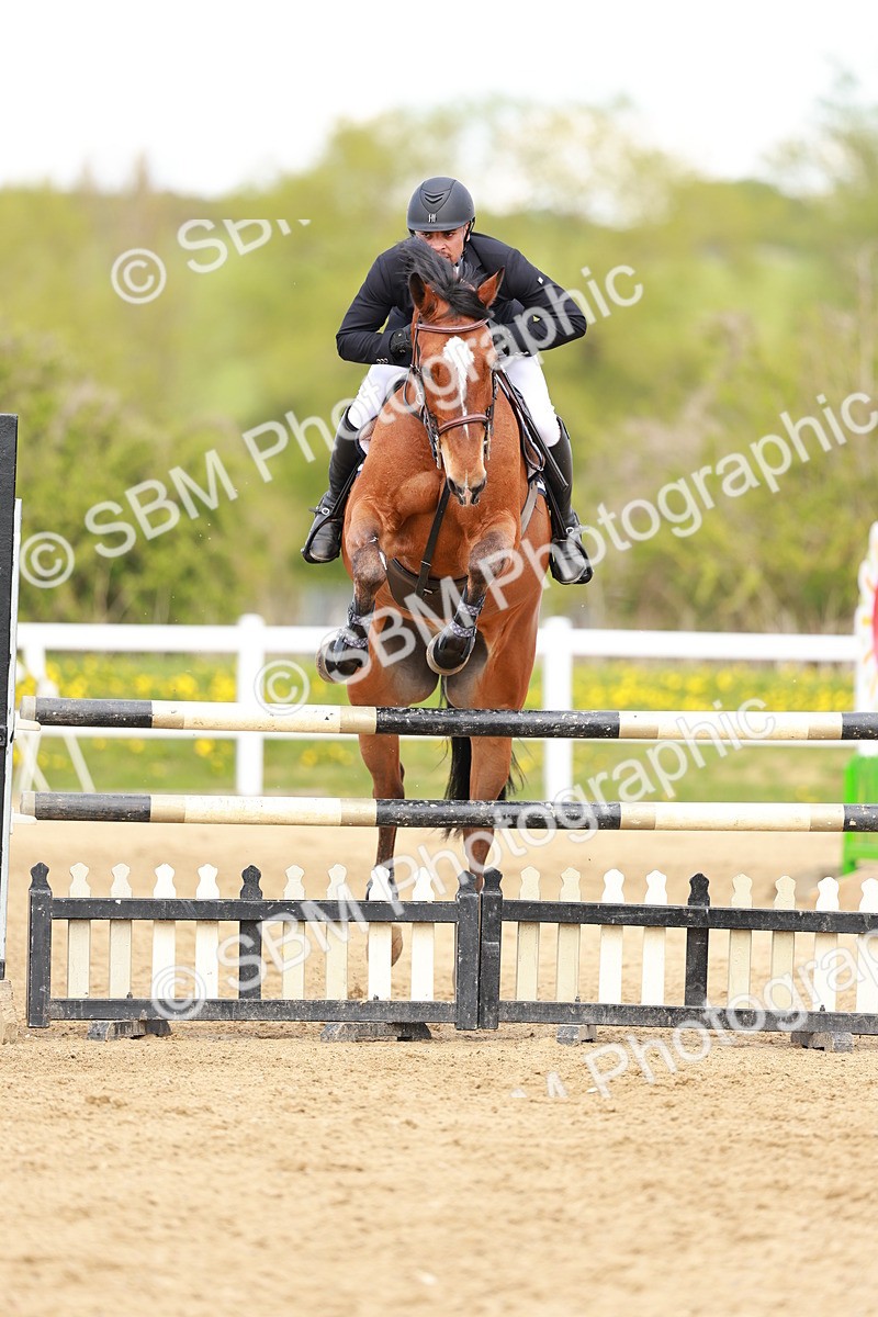 SBM_002213 - Class 4 - Senior Newcomers - 1.10m