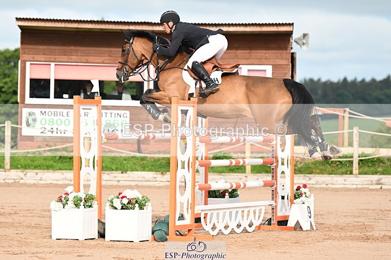 240721A-082320-16510 - Cls 20, 1 Star Gold Tour 1.35m