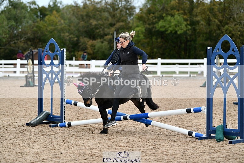 241013B-103326-00397 - Cls 2c 40cm Lead Rein