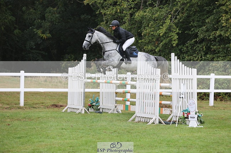 250830A-131724-06619 - Cls 16 Snr Newcomers and 1.10m Open