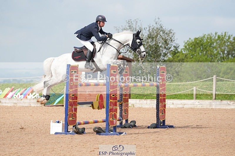 260508-100548-04776 - Cls 12 Snr Foxhunter