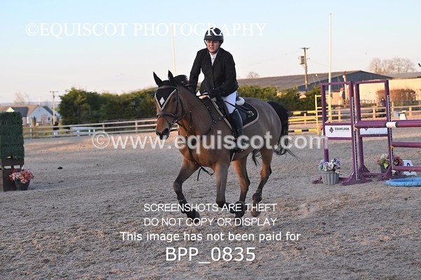 BPP_0835 - CLASS 8 Newcomers/ 1.10m Open
