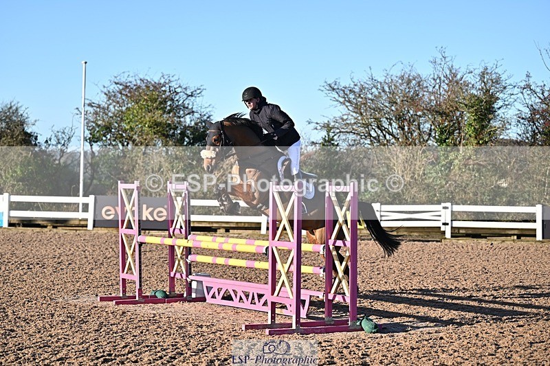 251203-101008-00080 - Cls 1 British Novice and 90cm Open