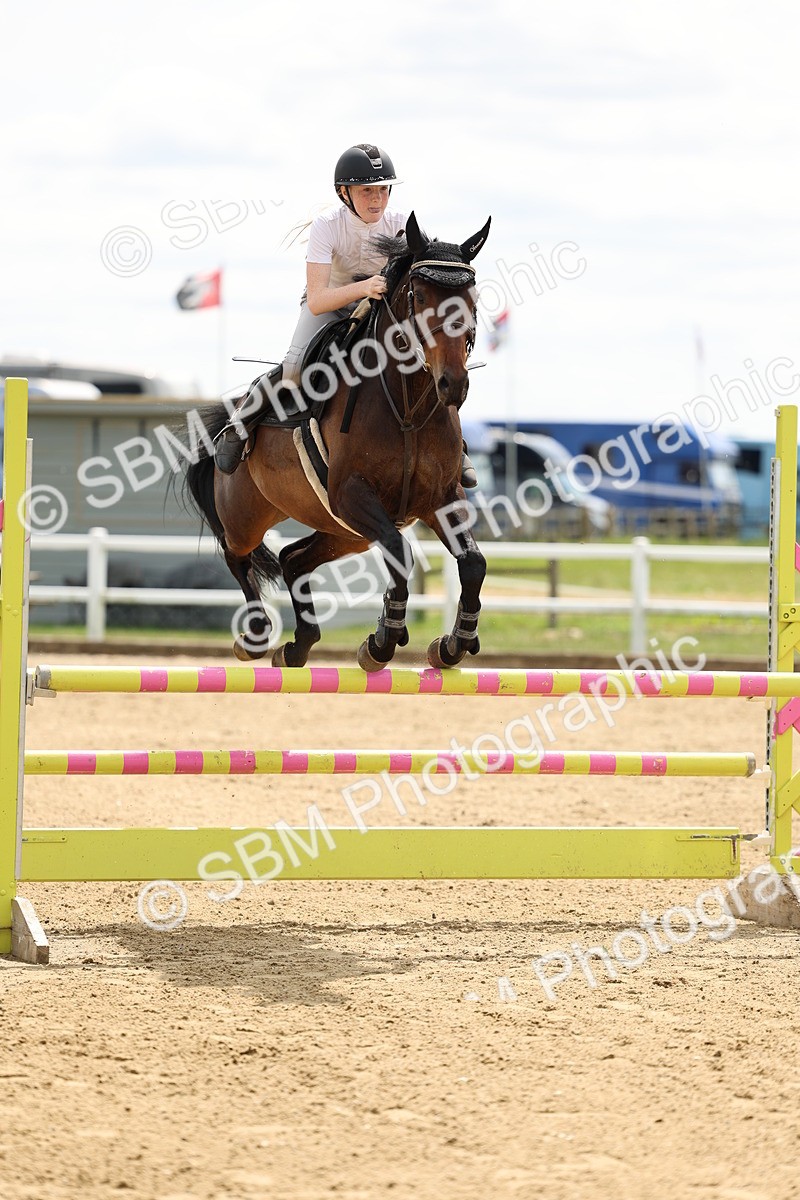 SBM_005118 - Class 18 - Senior 1.05m Open