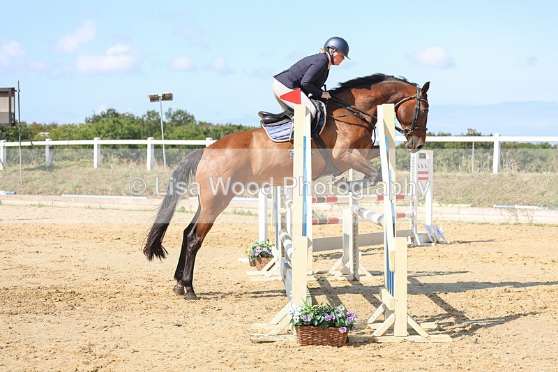 3E7A1015 - Class 4: Senior British Novice/90cm open
