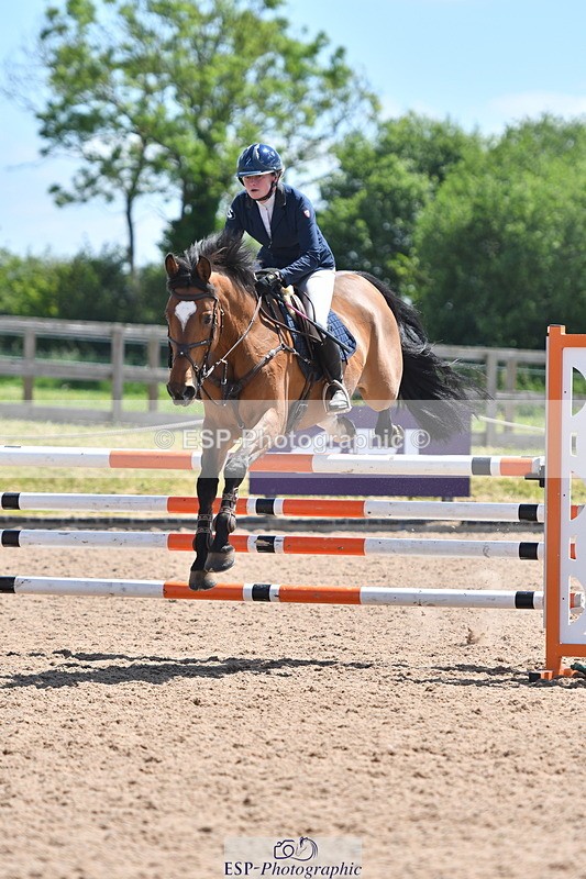 240609A-124754-05358 - Cls 18 Snr Newcomers and 1.10m Open