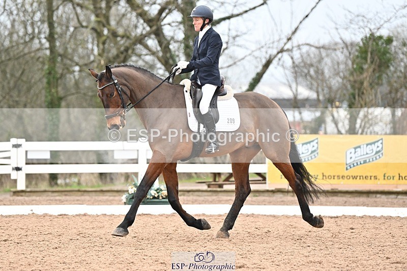 250216-121541-05243 - 209-Anthea.Parkyn-Blue.Hors.Zagato