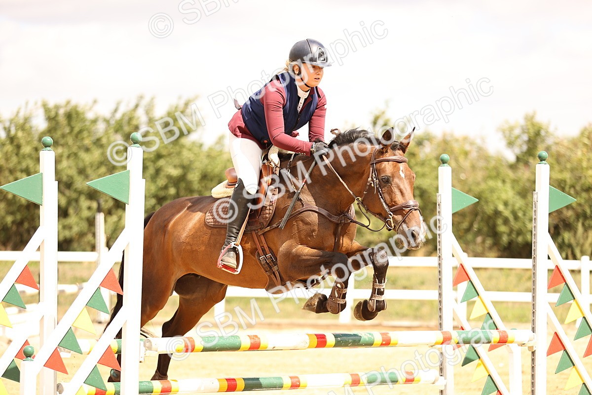 SBM_004120 - Class 3 -  Senior British Novice - 90m Open