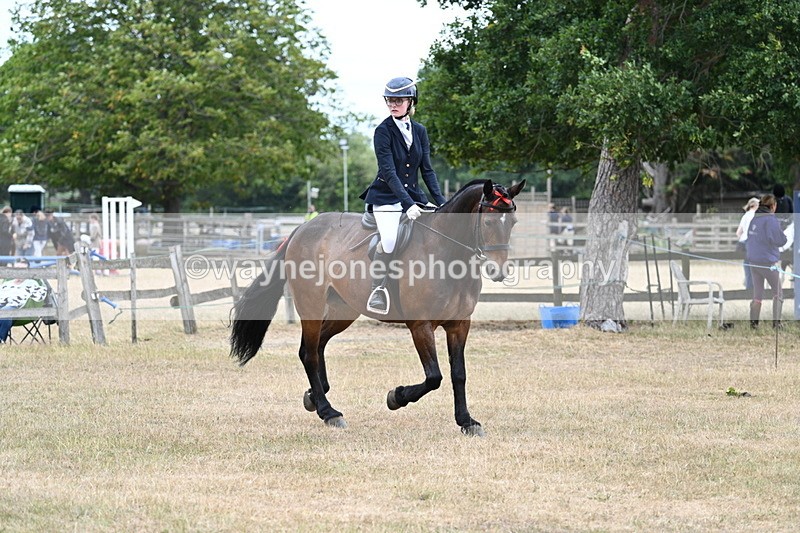 WJ7_1413 - Class 8 Ridden Veterans