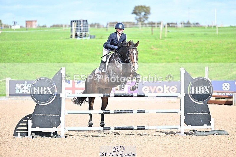 251001-142116-00436 - Cls 5 National 1.15m Members Cup