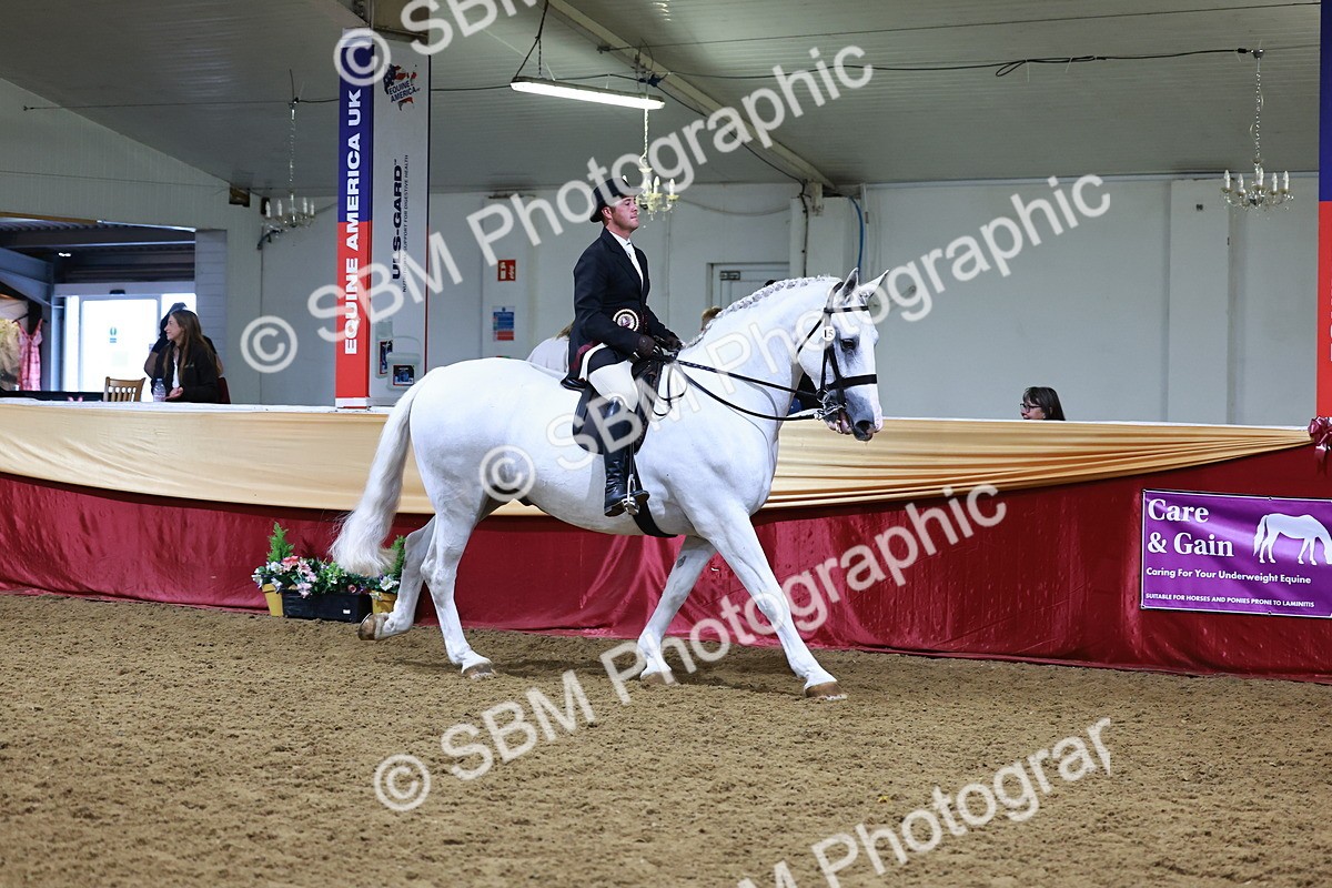 SBM_23612 - class 906 - Supreme Final - Ridden Pre Vet
