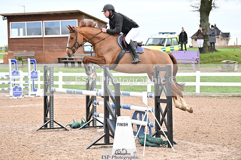 241206-123630-00764 - Cls 5 Newcomers and 1.10m Open