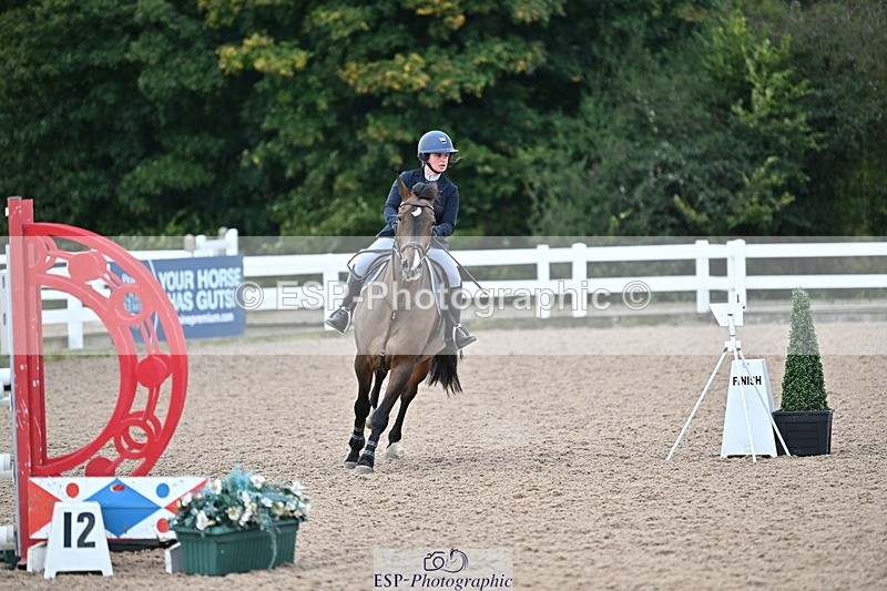 241005A-113247-03407 - SAT Cls 17 95cm Amateur Quali