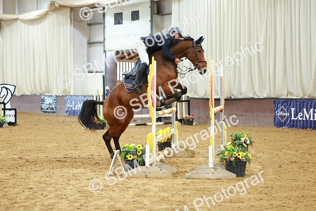 SBM_007312 - Class 19 - Senior Newcomers 1.10m