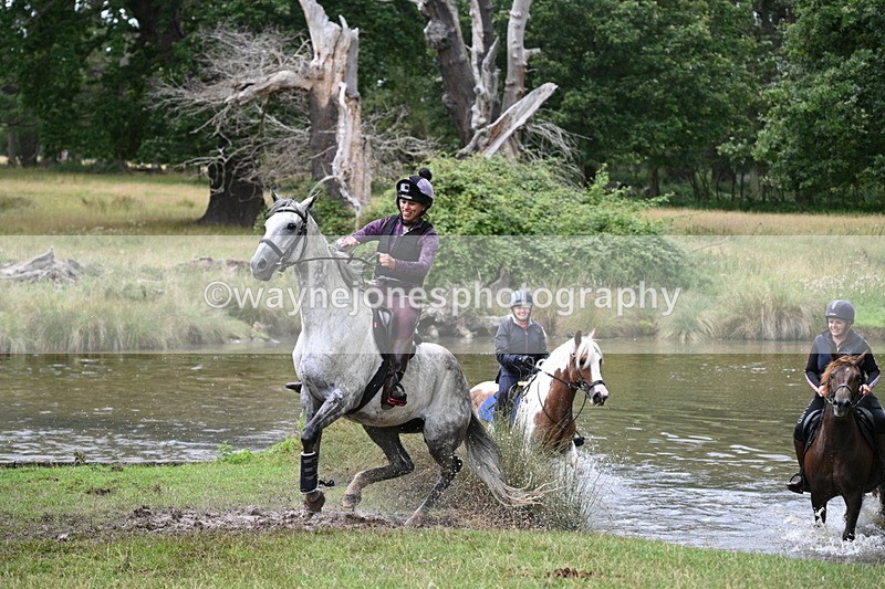 WJ7_5040 - Time at Water 14:00 to 14:53