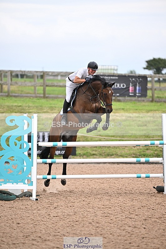 240828A-163120-01364 - Cls 5 Snr Foxhunter and 1.20m Open