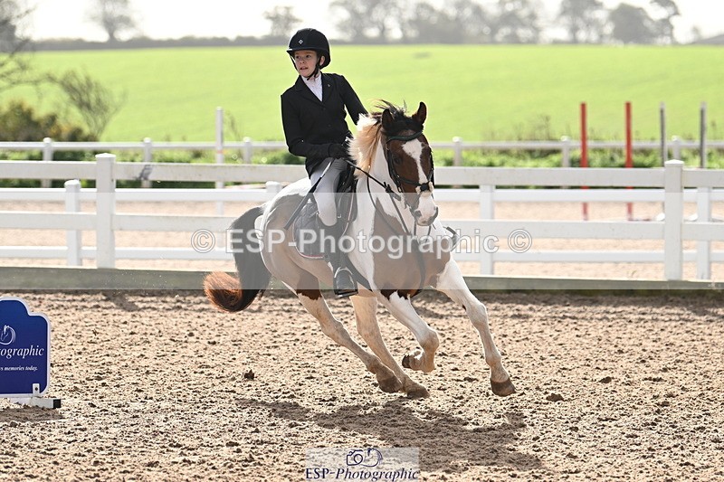 241026A-113900-00741 - SAT Cls 8 Pony Discovery and 90cm Open