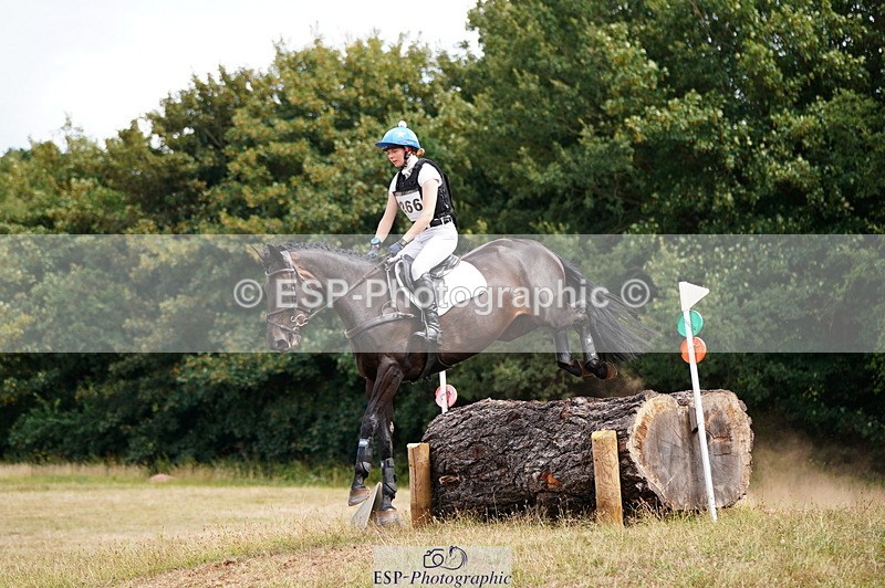 250802A-145814-05568 - F-266-Lorna.Peaster-CASTLE.HOWARD.SPRITE
