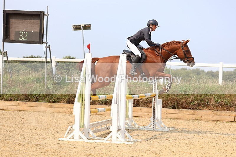 3E7A1381 - Class 4: Senior British Novice/90cm open