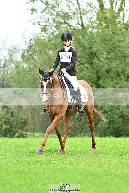 241024-110208-02342 - 314-Beth.Jones-FANTASY.CHILLI.(GB)