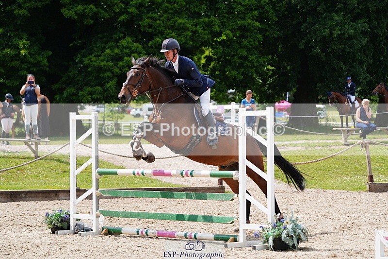 250613A-150112-03947 - Cls 13 Snr Discovery and 1m Open