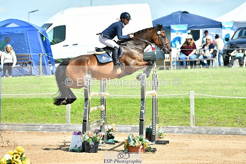 230720A-110327-02055 - Cls 5, 2 Star Medium 1.35m