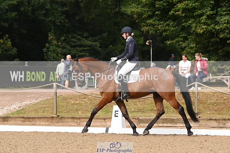 250719A-095127-03120 - 101-Sophie.Douglas-Paquino.V'ant.Goovahof