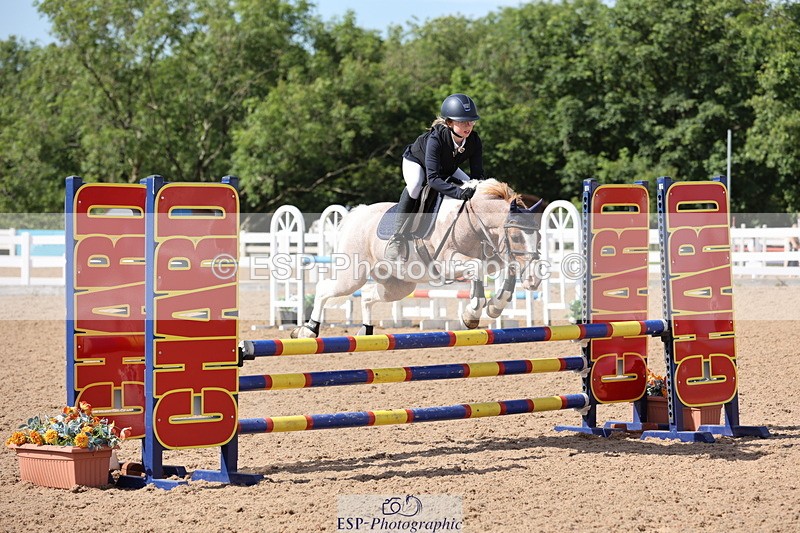 240629A-162650-08022 - Cls 13 Stepping Stones 128cm + 138cm