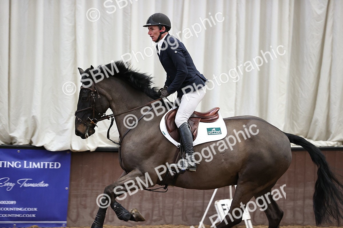 SBM_001822 - Class 4 - Senior Newcomers - 1.10m Open